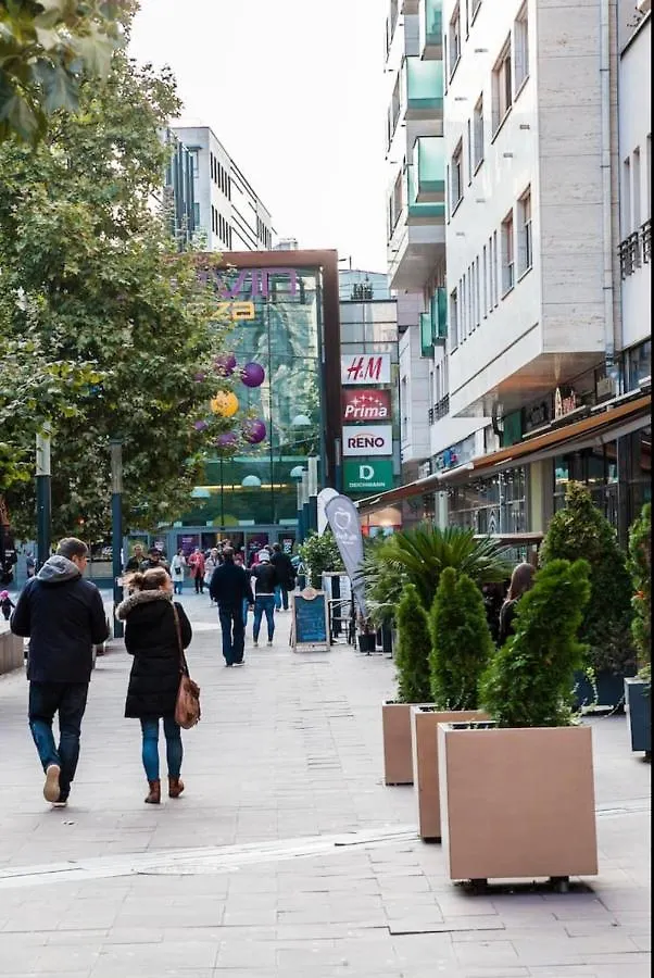 Urban Studio Corvin - Ac & Metro Access Budapešť 0*,